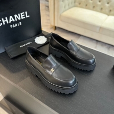 Chanel Low Shoes